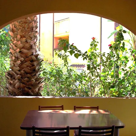 Nest House - Esclusivo Marina Di Olbia- Mater - Beaches - Close To The Airport - Private Parking- Full Comforts - Appartement