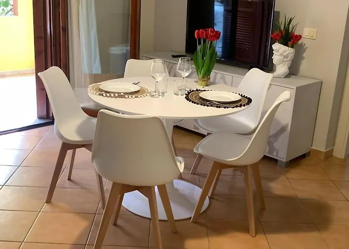 Nest House - Esclusivo Marina Di Olbia- Mater - Beaches - Close To The Airport - Private Parking- Full Comforts - Lägenhet Olbia