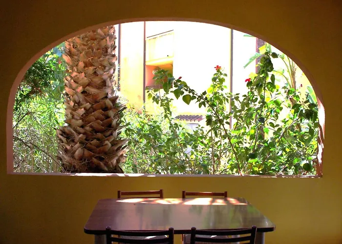 Nest House - Esclusivo Marina Di Olbia- Mater - Beaches - Close To The Airport - Private Parking- Full Comforts - Lägenhet
