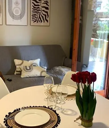 Nest House - Esclusivo Marina Di Olbia- Mater - Beaches - Close To The Airport - Private Parking- Full Comforts - Daire