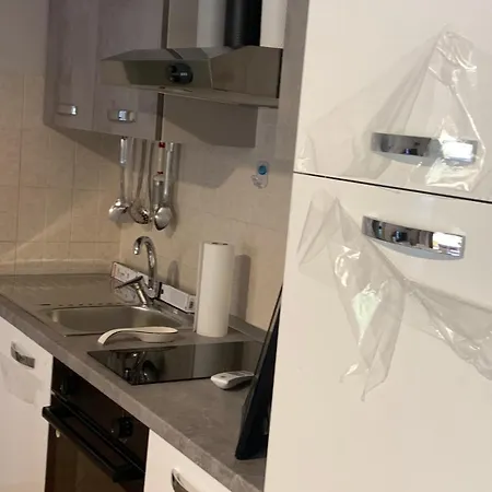 Nest House - Esclusivo Marina Di Olbia- Mater - Beaches - Close To The Airport - Private Parking- Full Comforts - Daire *