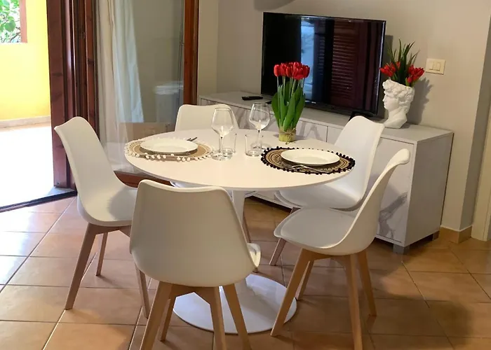 公寓 Nest House - Esclusivo Marina Di Olbia- Mater - Beaches - Close To The Airport - Private Parking- Full Comforts - *