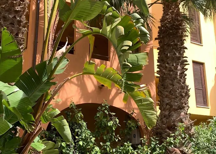 Nest House - Esclusivo Marina Di Olbia- Mater - Beaches - Close To The Airport - Private Parking- Full Comforts - 公寓