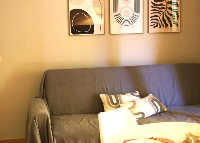 Nest House - Esclusivo Marina Di Olbia- Mater - Beaches - Close To The Airport - Private Parking- Full Comforts - 奧爾比亞
